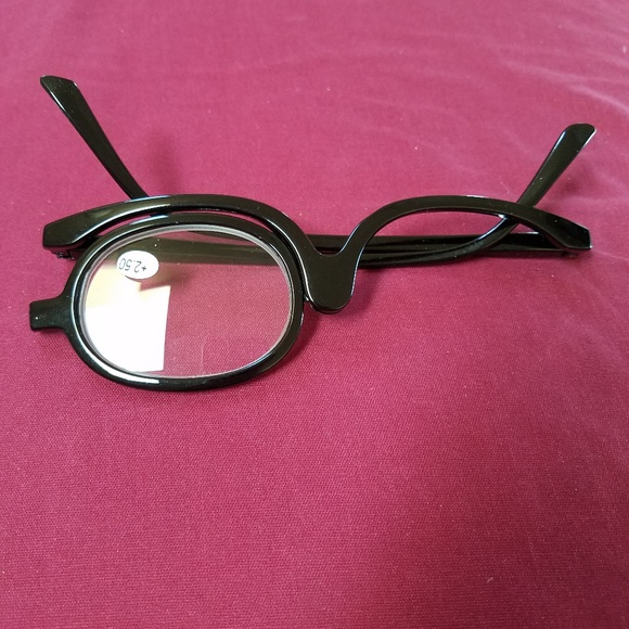 NIP Magnifying Make Up Application Glasses - Picture 4 of 4